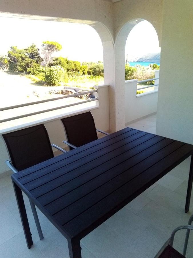 Apartmani Sol Vlasici Pag Town Exterior foto